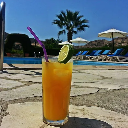 Hotel apartamentowy Ampelokipi