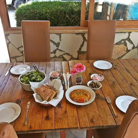 Ampelokipi Hotel apartamentowy Pissouri